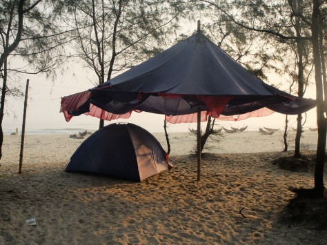 Zelt am südchinesischen Meer